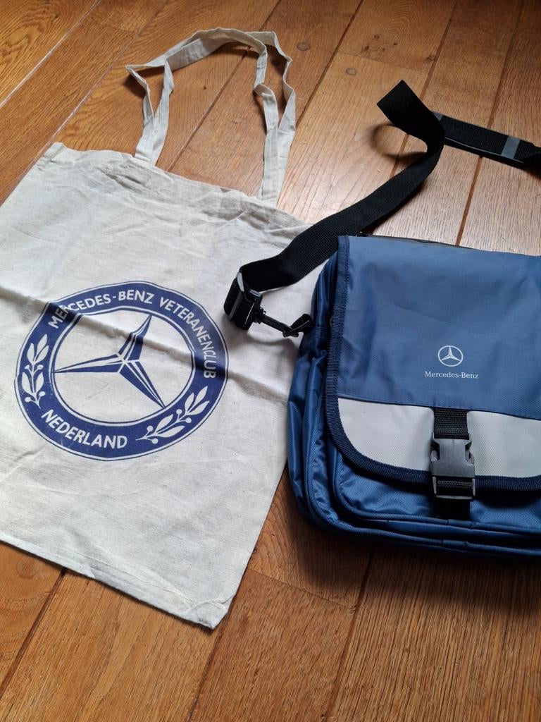 Mercedes-Benz schoudertas en stoffen tas, Ophalen of Verzenden, Gebruikt, Blauw, Overige merken
