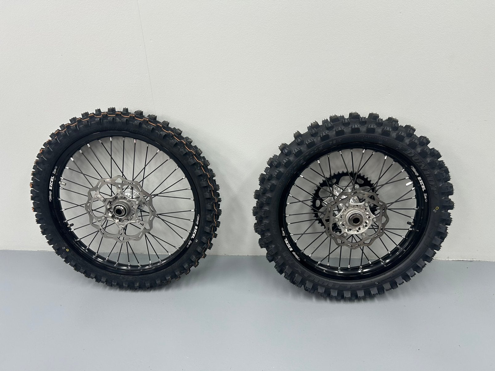 Nieuwe KTM wielen 2027, Ophalen