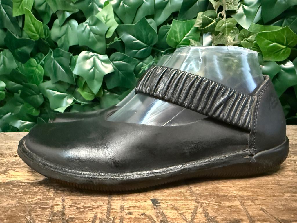 gewoon Nieuwe ballerina's  van Loints of holland maat 37, Kleding | Dames, Schoenen, Zwart, Loints of holland, Nieuw, Loints of holland