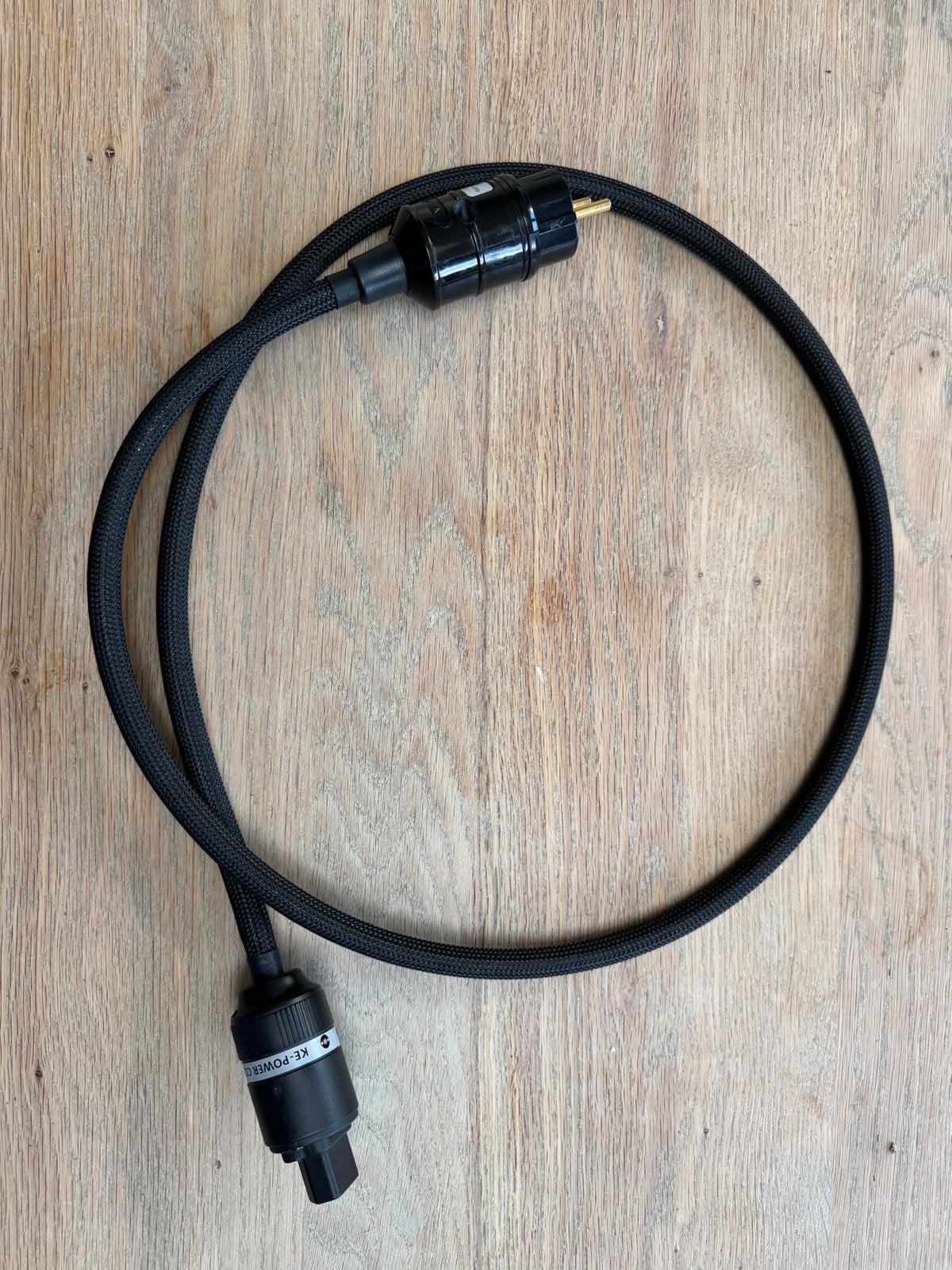 Kemp Elektroniks HI POWER CORD Plus - 1,5 meter stroomkabel, Ophalen of Verzenden, Zo goed als nieuw, Minder dan 2 meter, Overige kabels