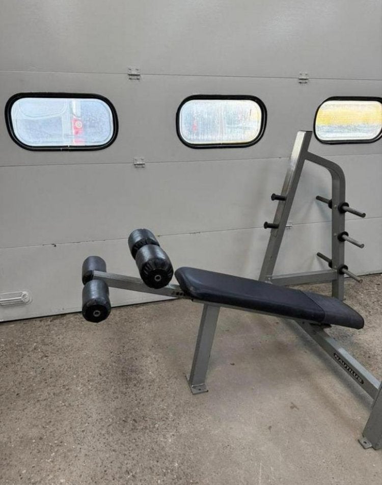 Nautilus decline benchpress / bankdruk / bench, Sport en Fitness, Fitnessmaterialen, Ophalen, Benen, Gebruikt, -