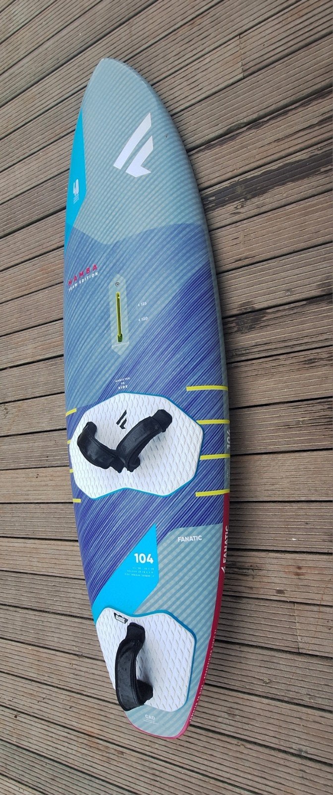 Fanatic Mamba Team Edition 104L Windsurfboard, Watersport en Boten, Ophalen, 3.5 tot 5 m², Minder dan 250 cm, Fanatic