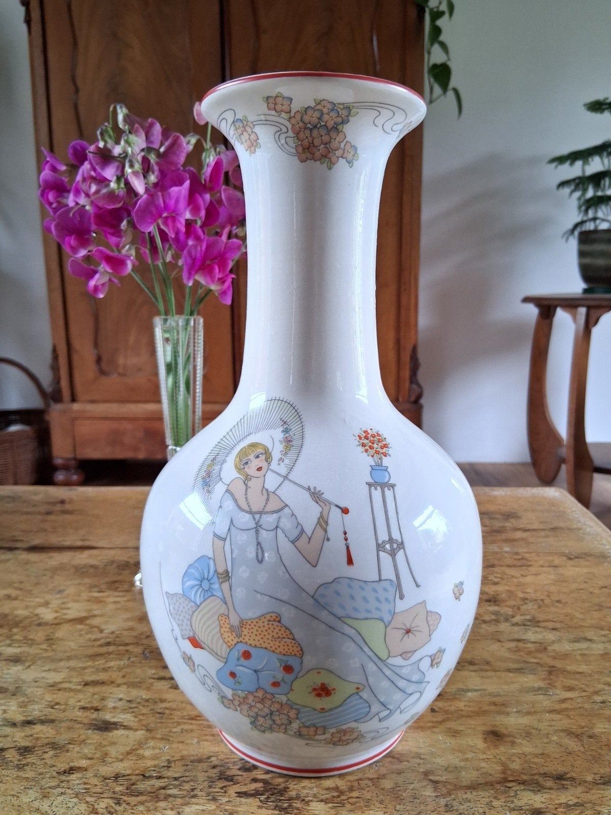 Prachtige Art Nouveau stijl vaas met een elegante dame, Ophalen of Verzenden