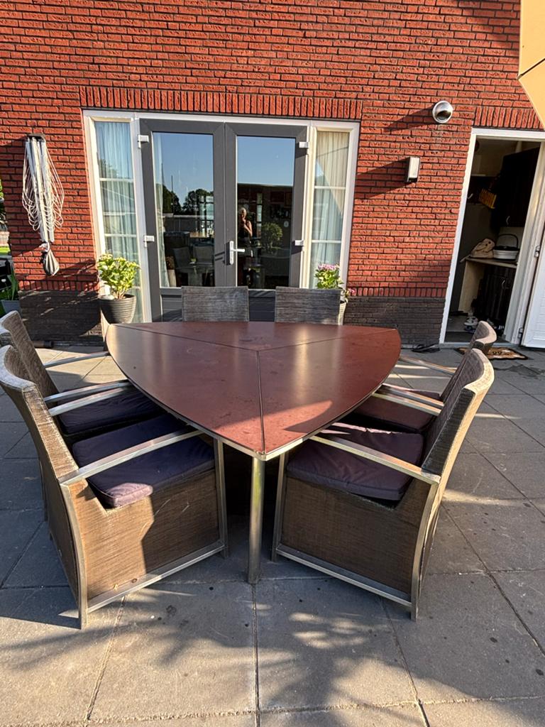 Comfortabele tuinset met 6 stoelen, zitkussens en tafel, Tuin en Terras, Tuinsets en Loungesets, Ophalen, Gebruikt, Eettafel, 6 zitplaatsen