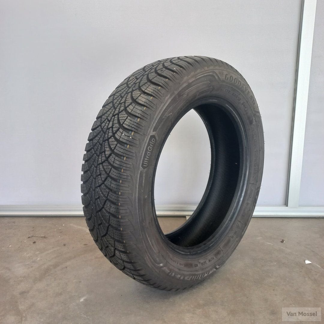GoodYear UltraGrip 9+ 175/65/R15 84H, Gebruikt, 15 inch, -, 175 mm