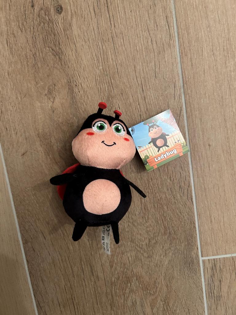 Knuffel lieveheersbeestje, Ophalen of Verzenden, Nieuw, Overige typen