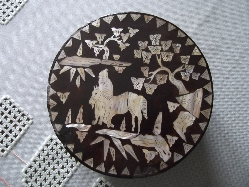 Oude doos met parelmoerinleg, Antiek en Kunst, Ophalen of Verzenden