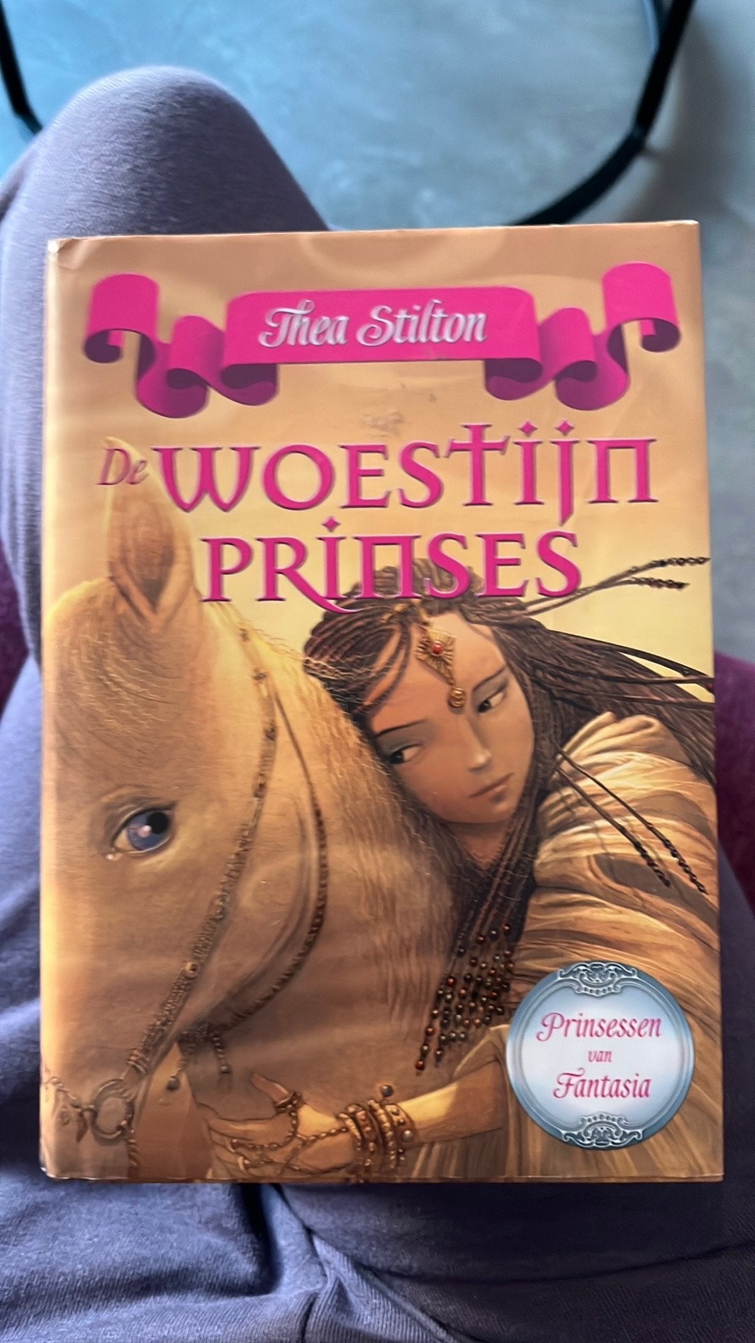 Thea Stilton - De woestijnprinses, Boeken, Ophalen of Verzenden, Zo goed als nieuw, Thea Stilton