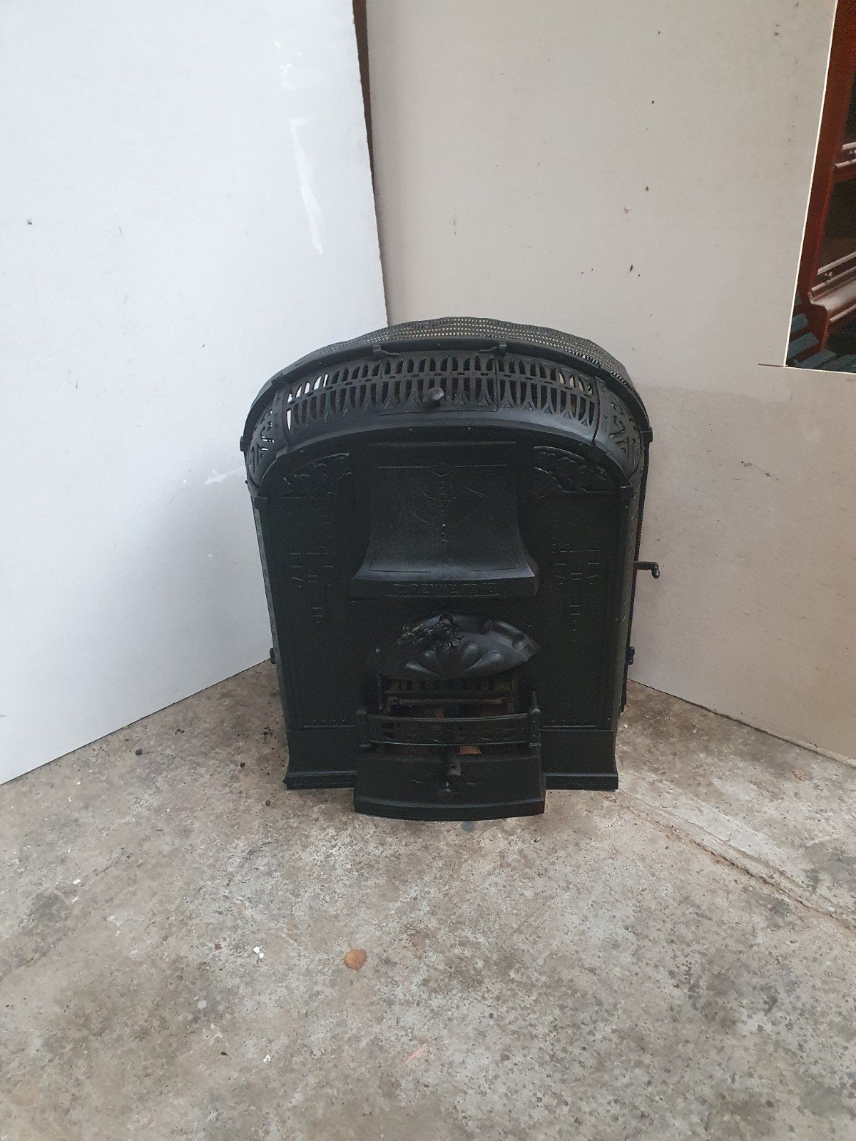 Antieke kachel, Huis en Inrichting, Ophalen of Verzenden, Zo goed als nieuw, Hout, Houtkachel