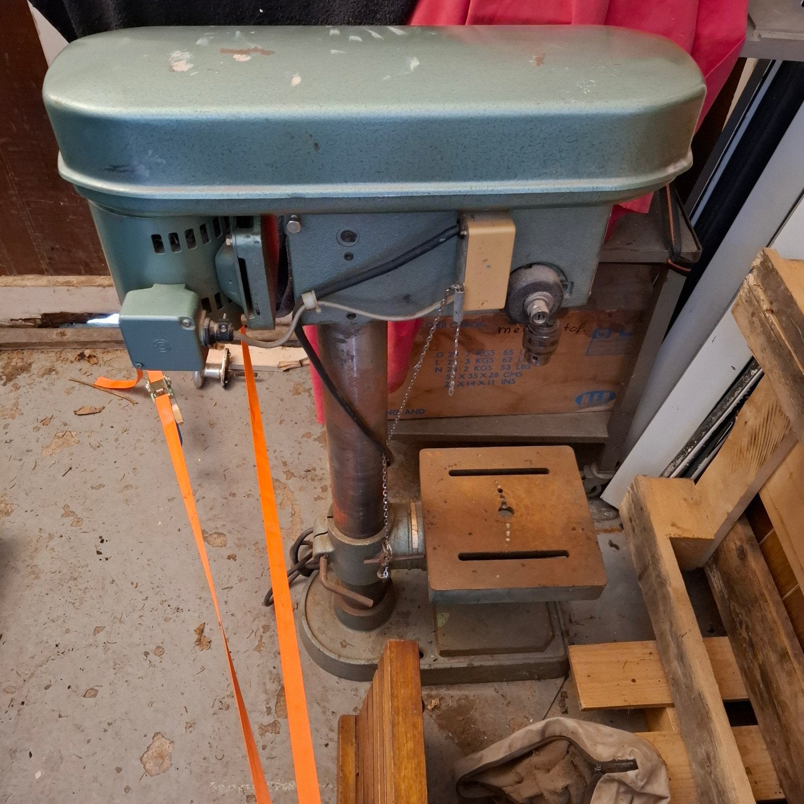 Hitachi kolomboor zwaar. Kop uit balans, Ophalen, Gebruikt, Kolomboormachine