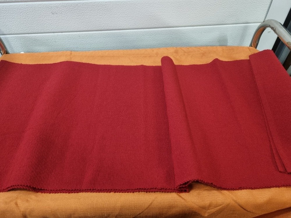 tafelloper rood geribbeld katoen, Ophalen of Verzenden, 'T Olde Gre-j, Info@toldegrej.nl, Endepoelstraat 20f Didam