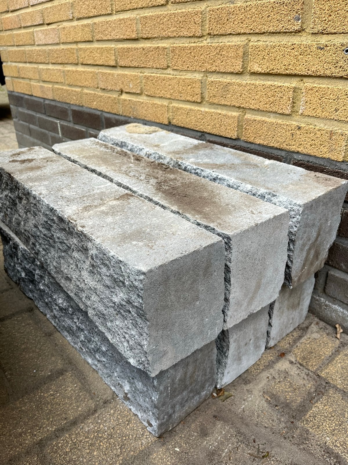 Grijze betonnen stapelblokken 6 stuks afmeting: 12x15x60, Ophalen, Nieuw, Beton