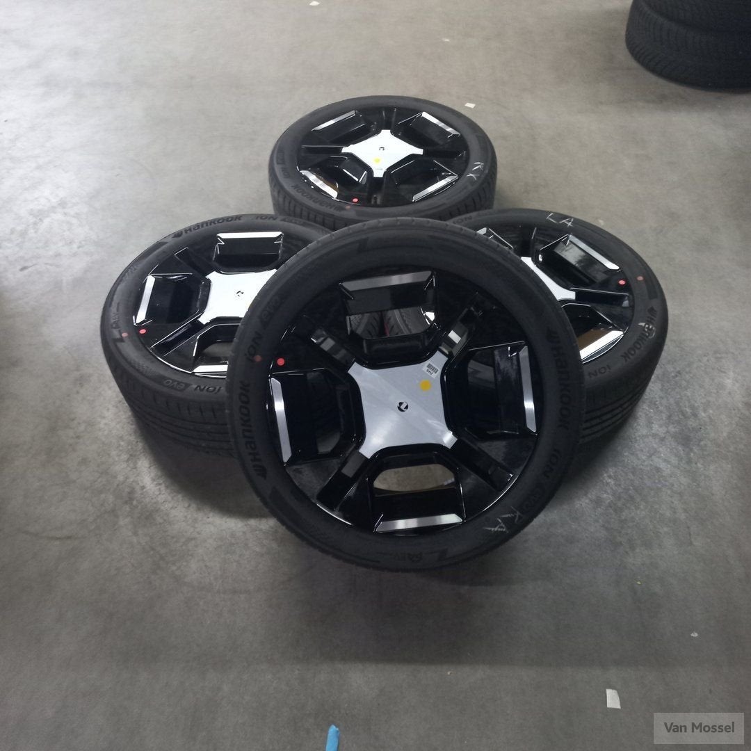 Kia EV3 Hankook Ion Evo 215/50/R19 97H, 19 inch, -, -, Banden en Velgen