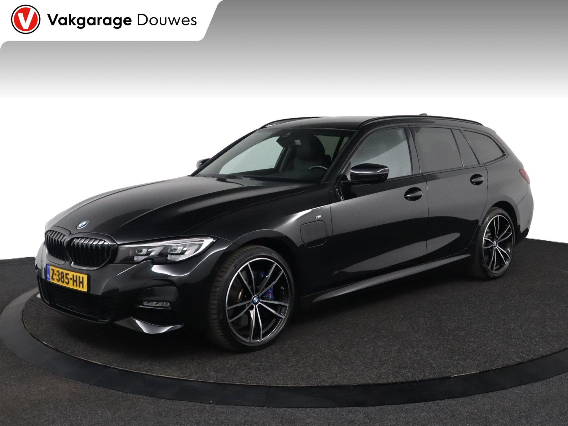 BMW 3-serie Touring 330e High Executive M-Sport |DOH|HUD|Har, 1998 cc, Achterwielaandrijving, Gebruikt, Euro 6