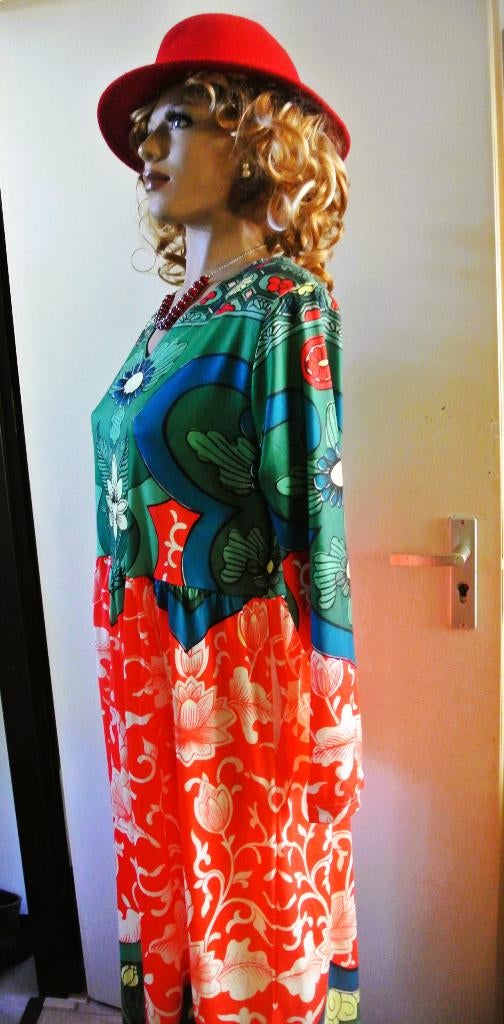 Jurk A-lijn wijd model groen rood print bloemenjurk vintage, Kleding | Dames, Grote Maten, Ophalen of Verzenden, Gedragen, Groen