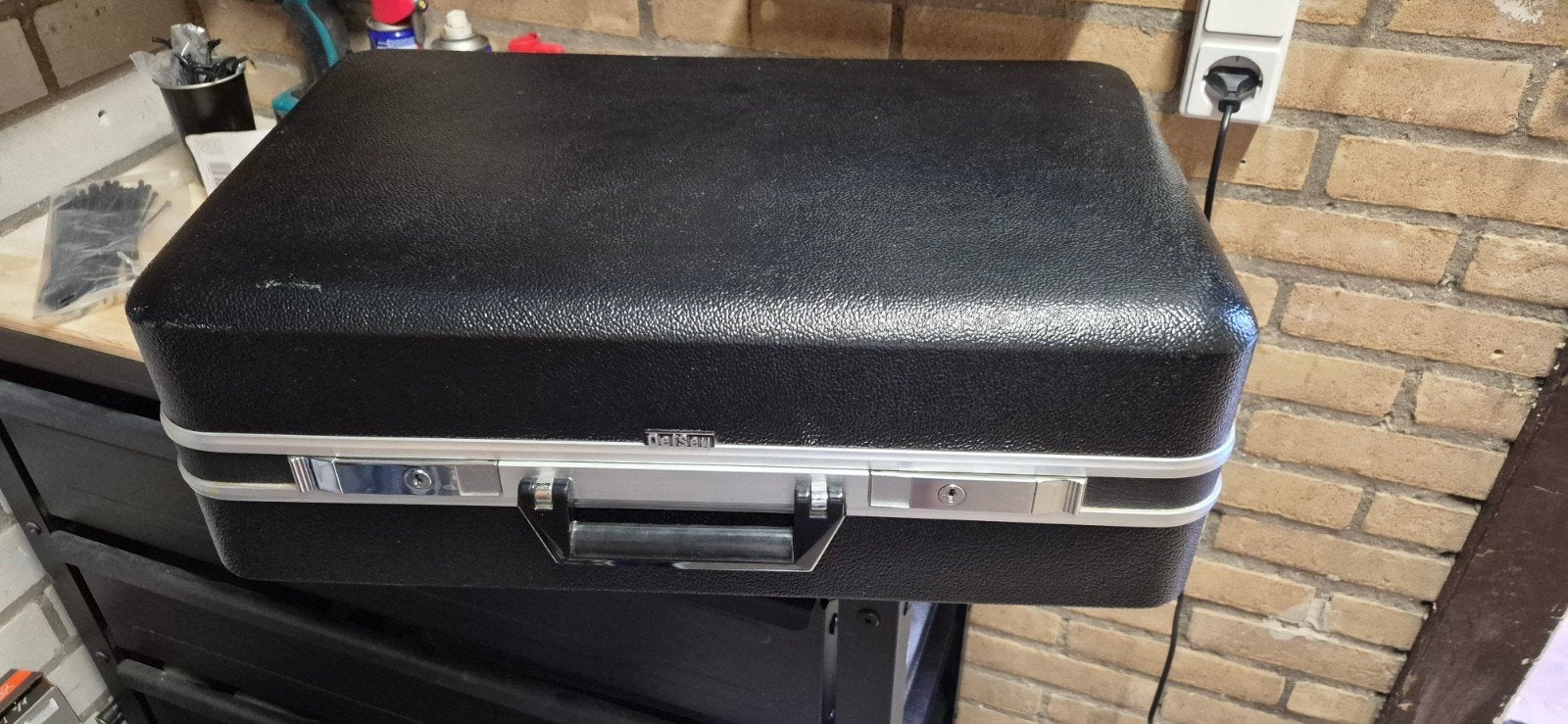 Vintage Delsey Koffer - Zwart met Sleutel, Gebruikt, 50 tot 60 cm, Hard kunststof, Slot