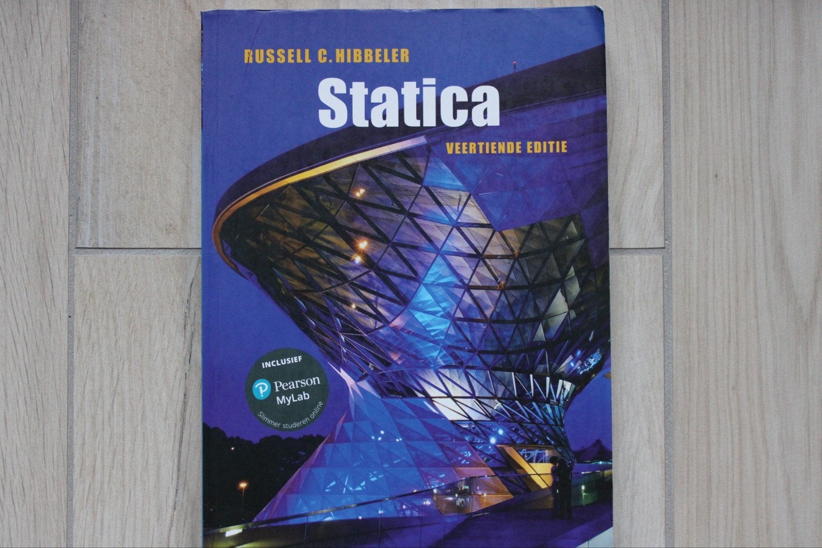 Statica Veertiende Editie - Russell C. Hibbeler, HBO, Russell C. Hibbeler, Beta, Ophalen