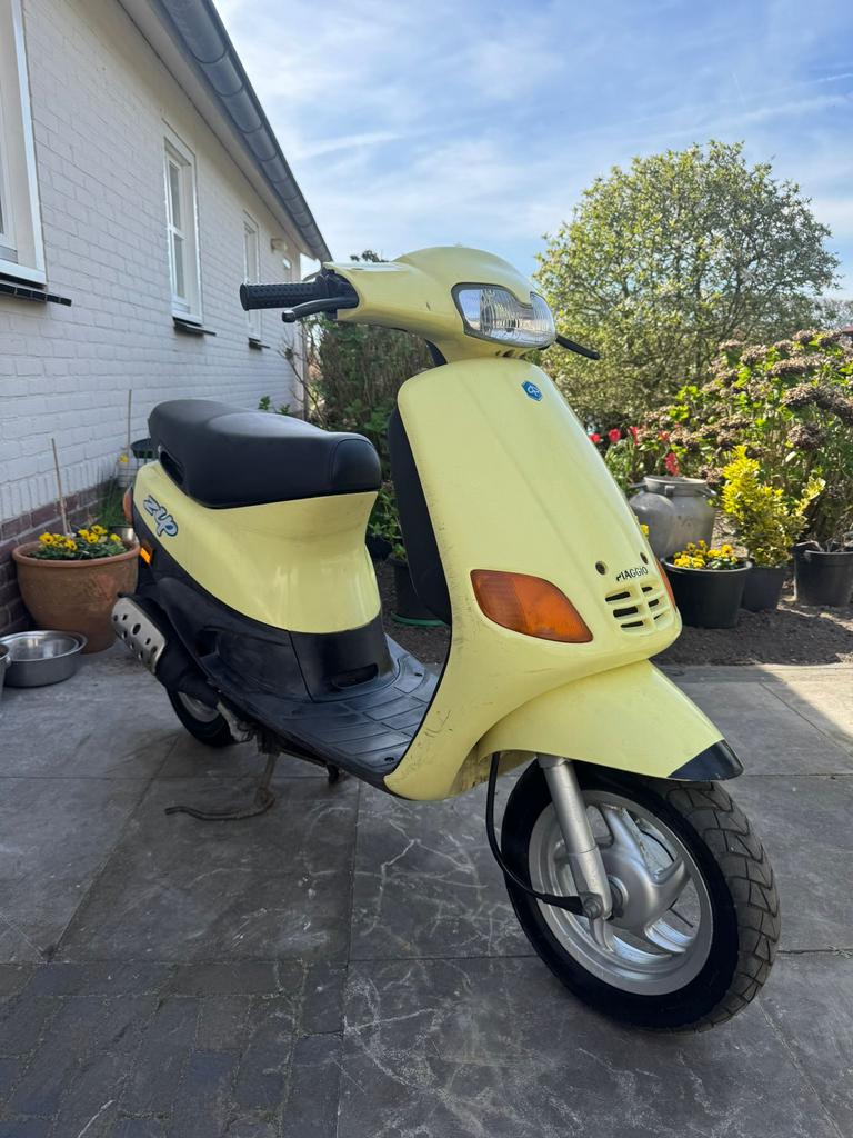 ⭐️Piaggio zip type 50cc 2 takt Brom geel nette staat⭐️
