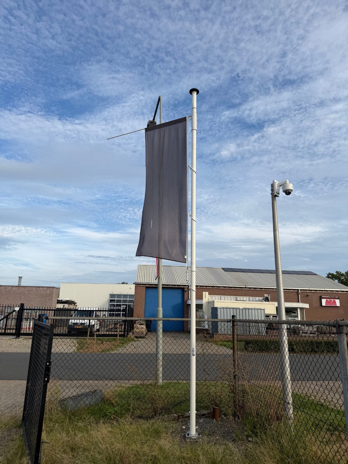 Aluminium vlaggenmast 5m met banierarm - z.g.a.n., Ophalen
