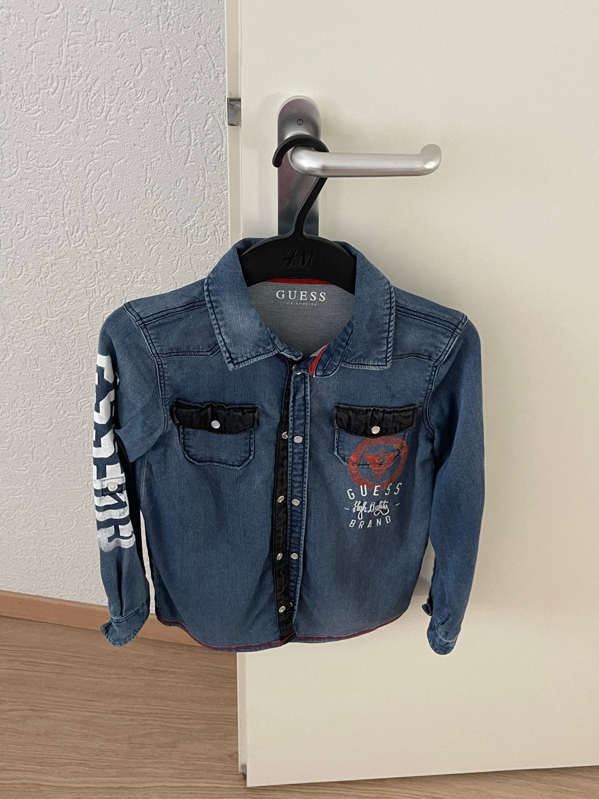 Guess spijkeroverhemd  maat 122, Ophalen of Verzenden, Zo goed als nieuw, Jongen of Meisje, Overhemd of Blouse