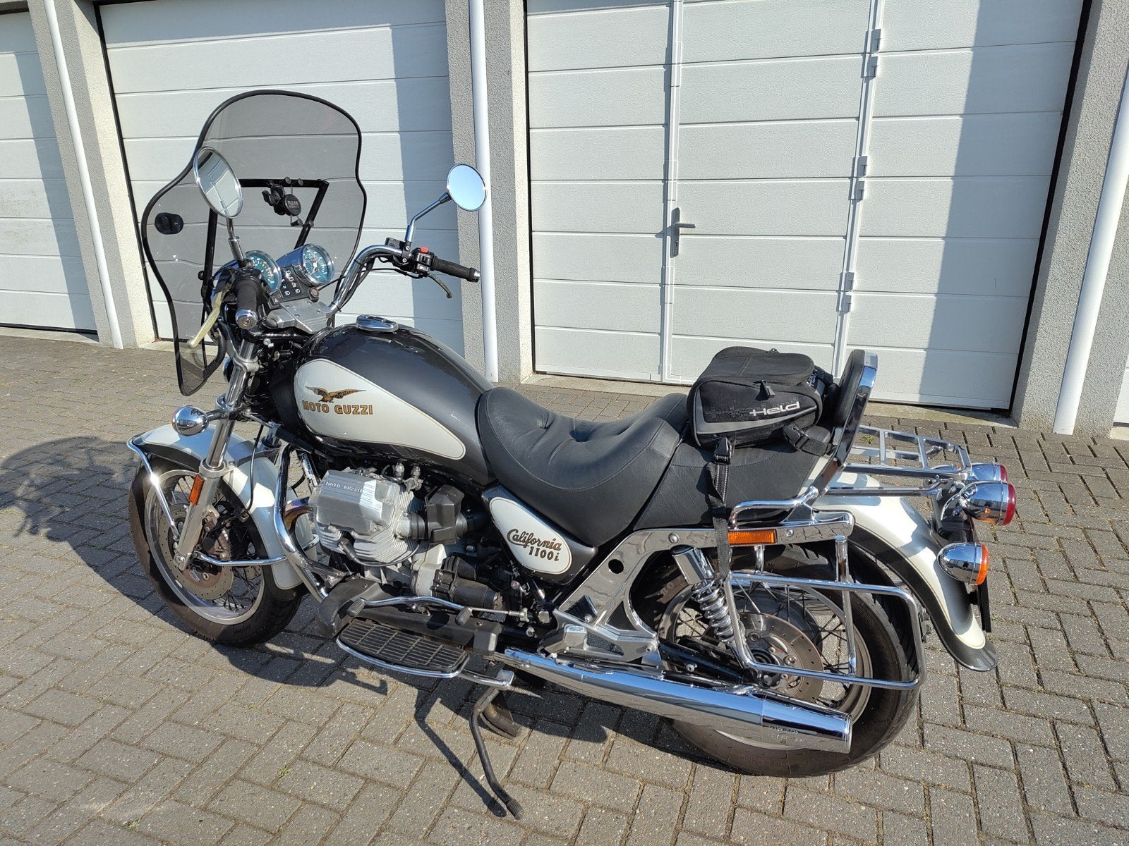 Moto Guzzi California 1100i, Particulier, Toermotor