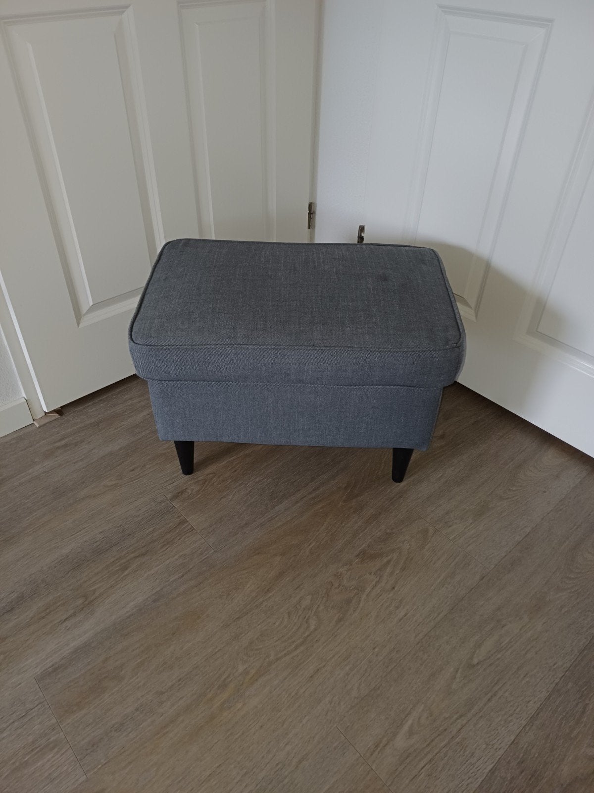 IKEA Strandmon voetenbank - Zo goed als nieuw, Huis en Inrichting, Ophalen, 50 tot 75 cm, Zo goed als nieuw, Rechthoekig