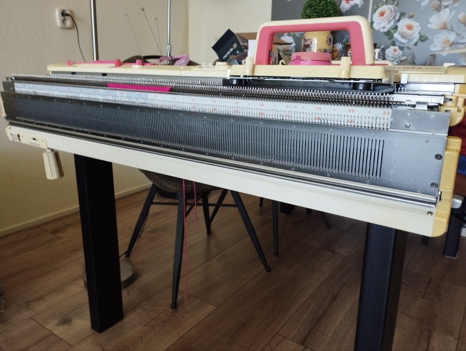 Toyota ks858, dubbelbed, Ophalen, Gebruikt, Breien, Machine