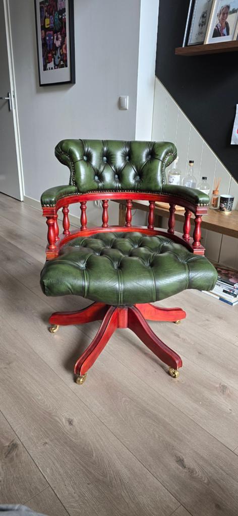 Captain Swivel Chair Chesterfield groen, Ophalen