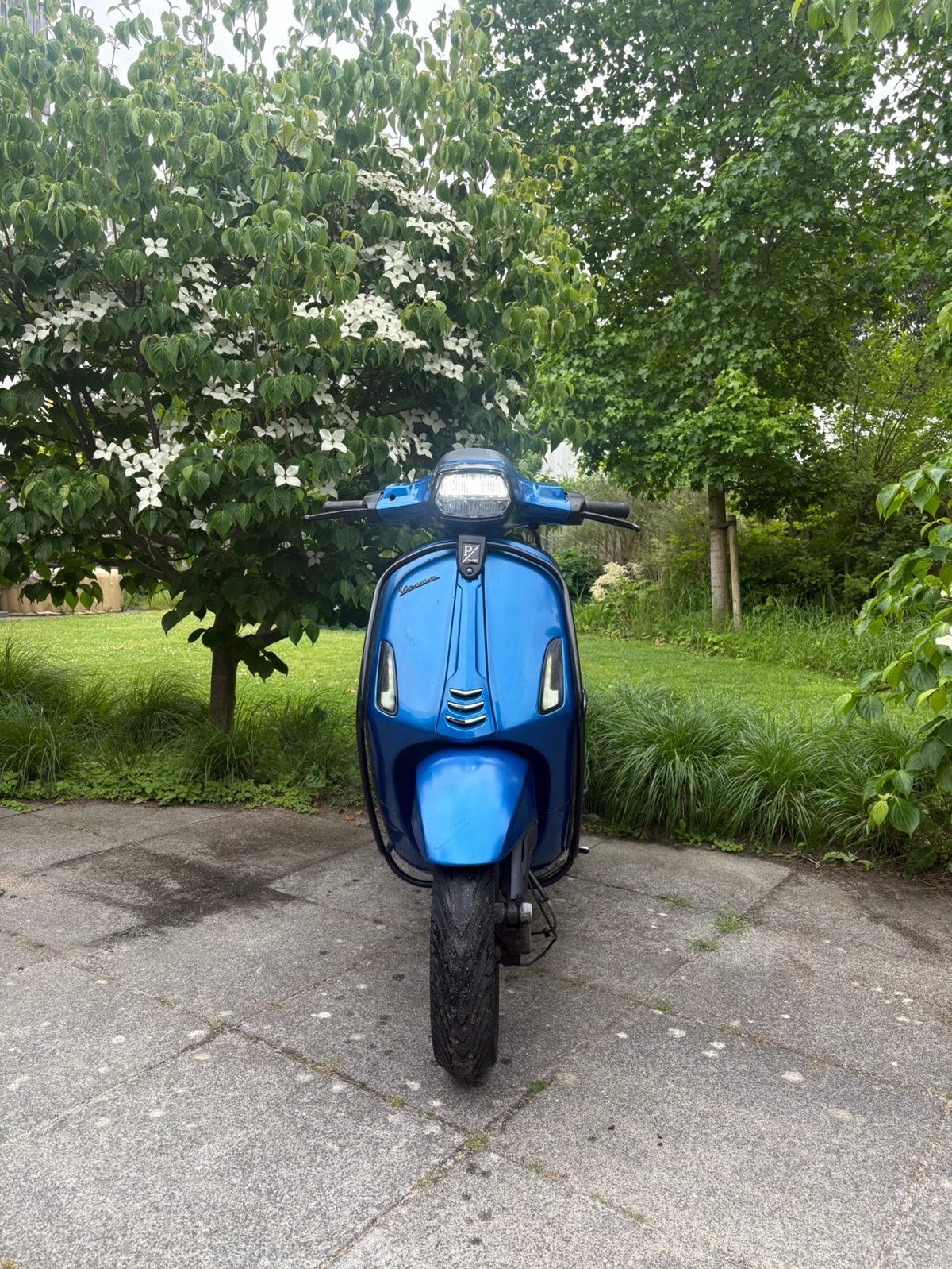 Vespa sprint 50 iget, Fietsen en Brommers, Ophalen, Zo goed als nieuw, Overige typen, Vespa