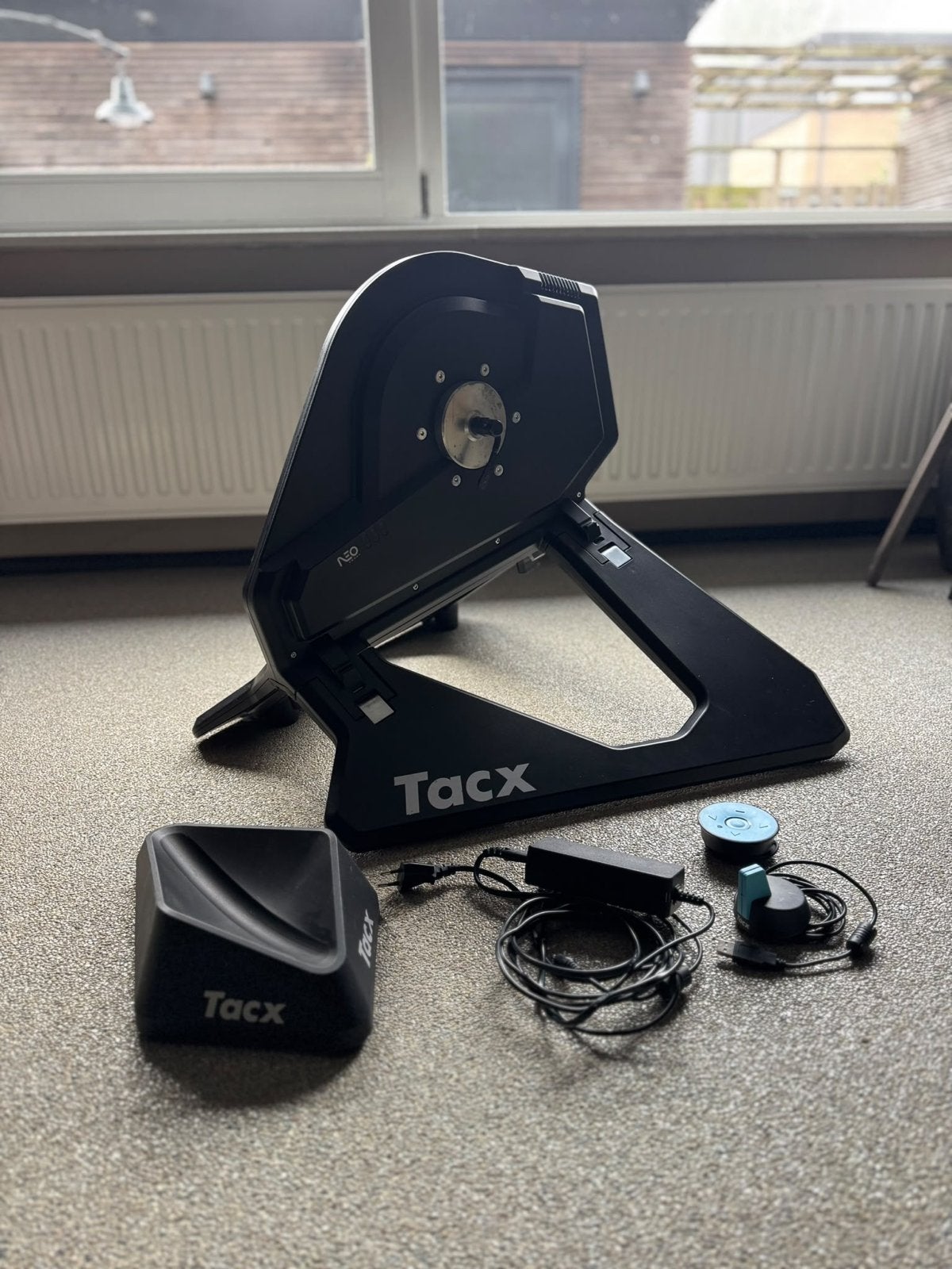 Tacx Neo Smarttrainer - Indoor Fietsplezier, Sport en Fitness, Ophalen, Zo goed als nieuw