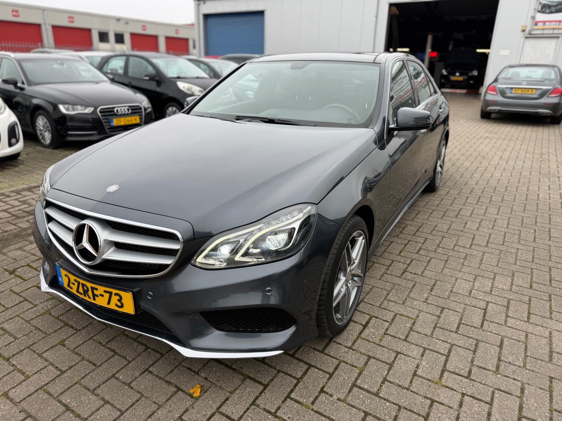 Mercedes-Benz E-klasse 350 BlueTEC Ambition Avantgarde|AMG, Auto's, Automaat, Achterwielaandrijving, Gebruikt, Euro 6