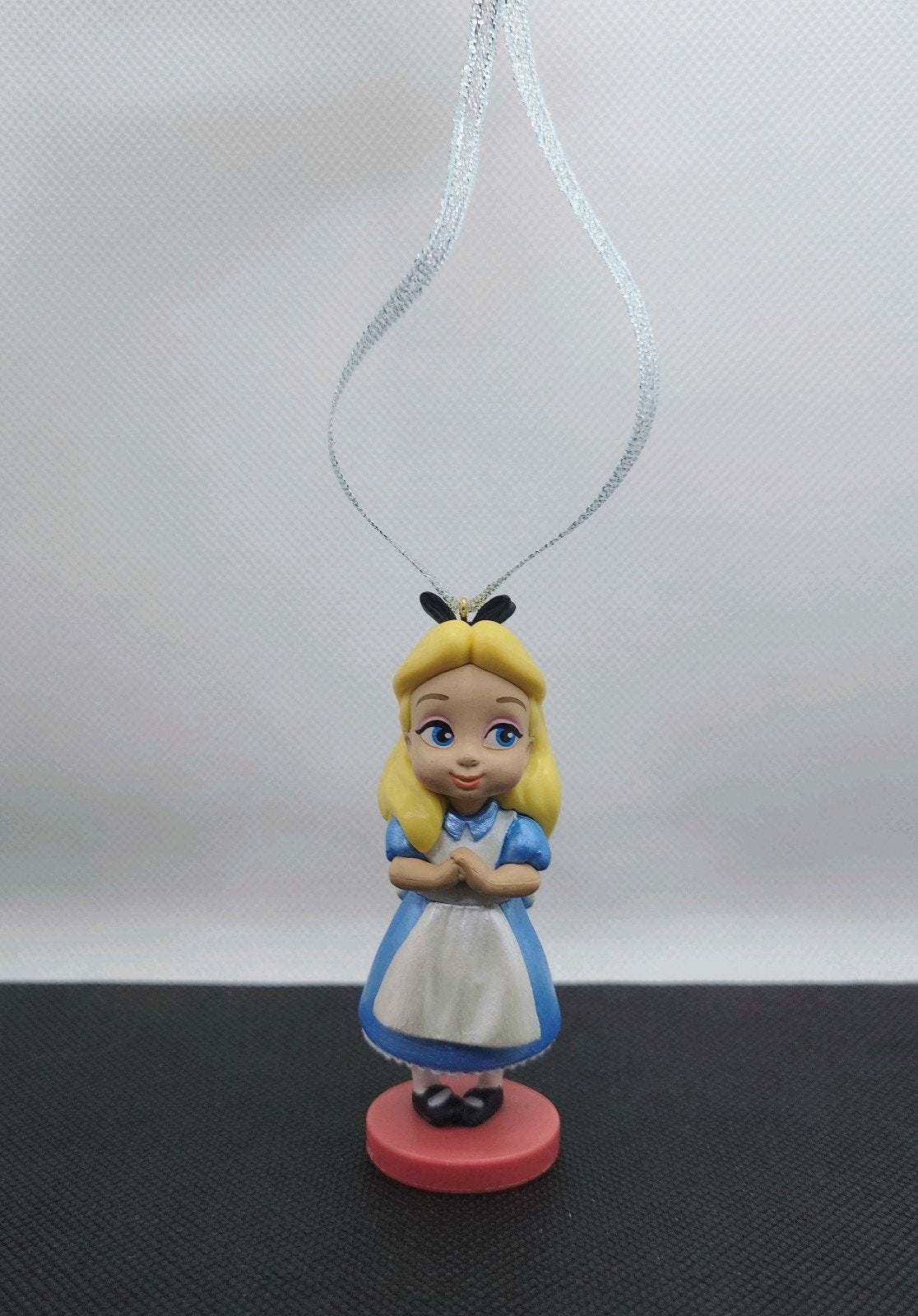Disney Animator Alice kerst ornament hanger kerstbal, Ophalen of Verzenden, Zo goed als nieuw