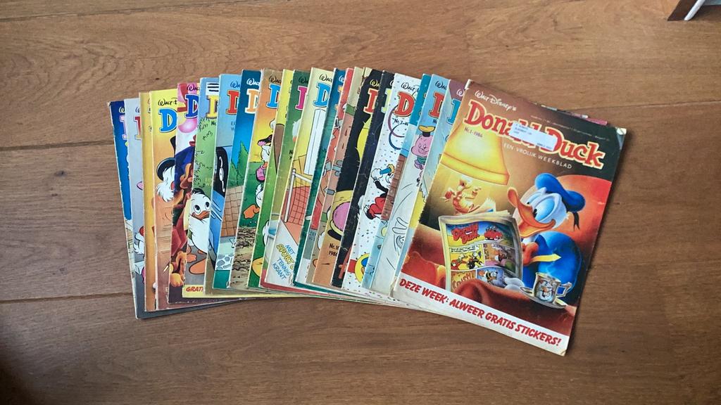 22 Donald Duck weekbladen uit 1986. Samen €1,50, Boeken, Strips | Comics, Gelezen, Europa, Ophalen of Verzenden, Meerdere comics