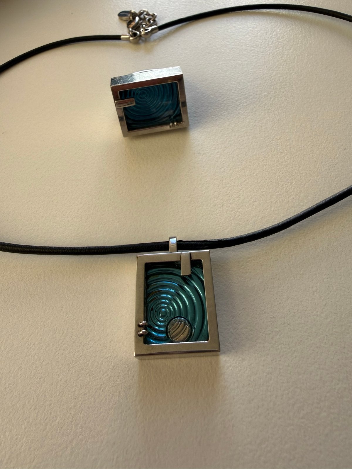Swatch pool party ketting en ring set met blauwe spiraal, Ophalen of Verzenden, Zo goed als nieuw, Blauw, Zilver