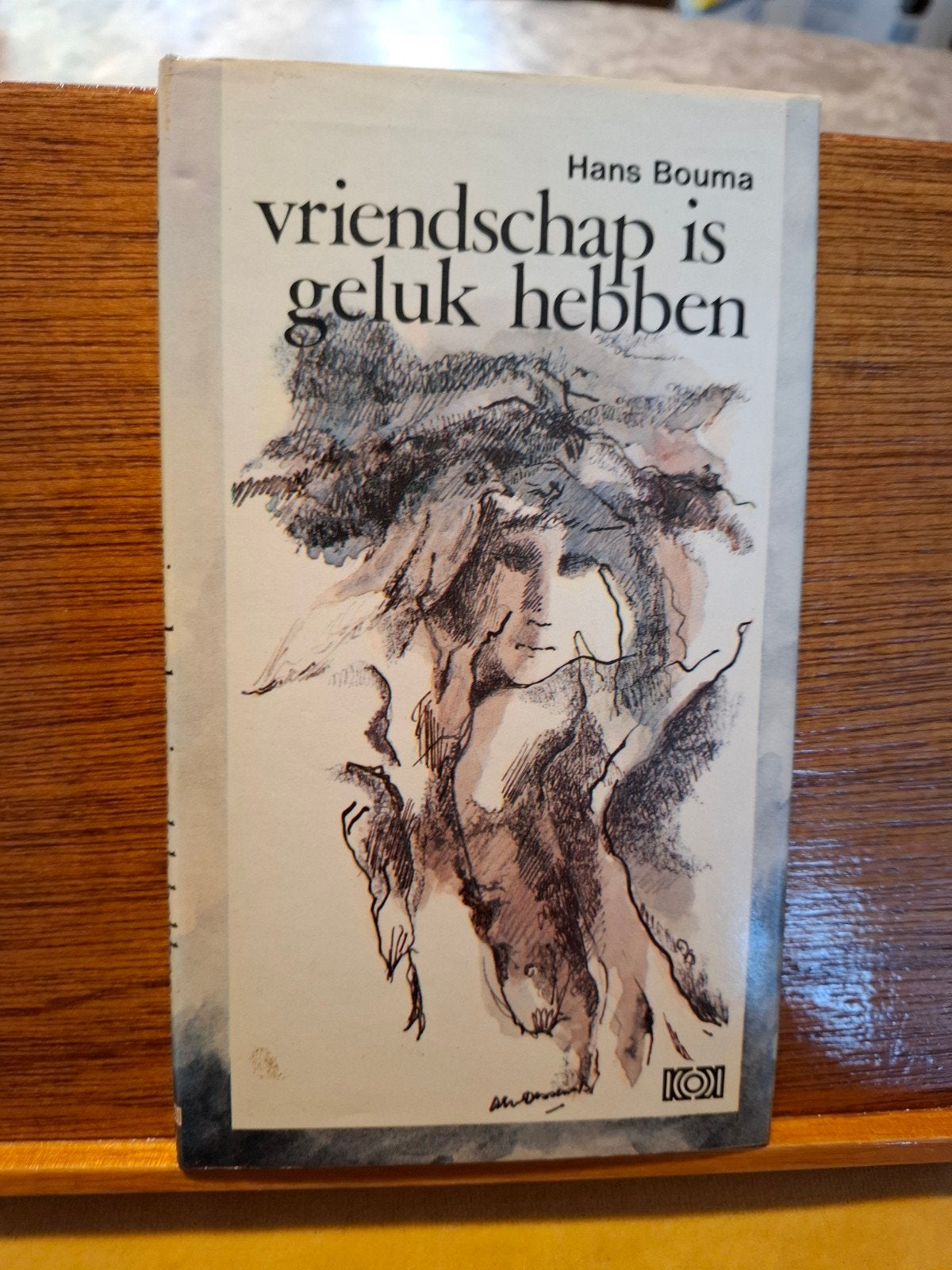 Vriendschap is geluk hebben - Hans Bouma (Boek), Ophalen of Verzenden, Gelezen, Hans Bouma