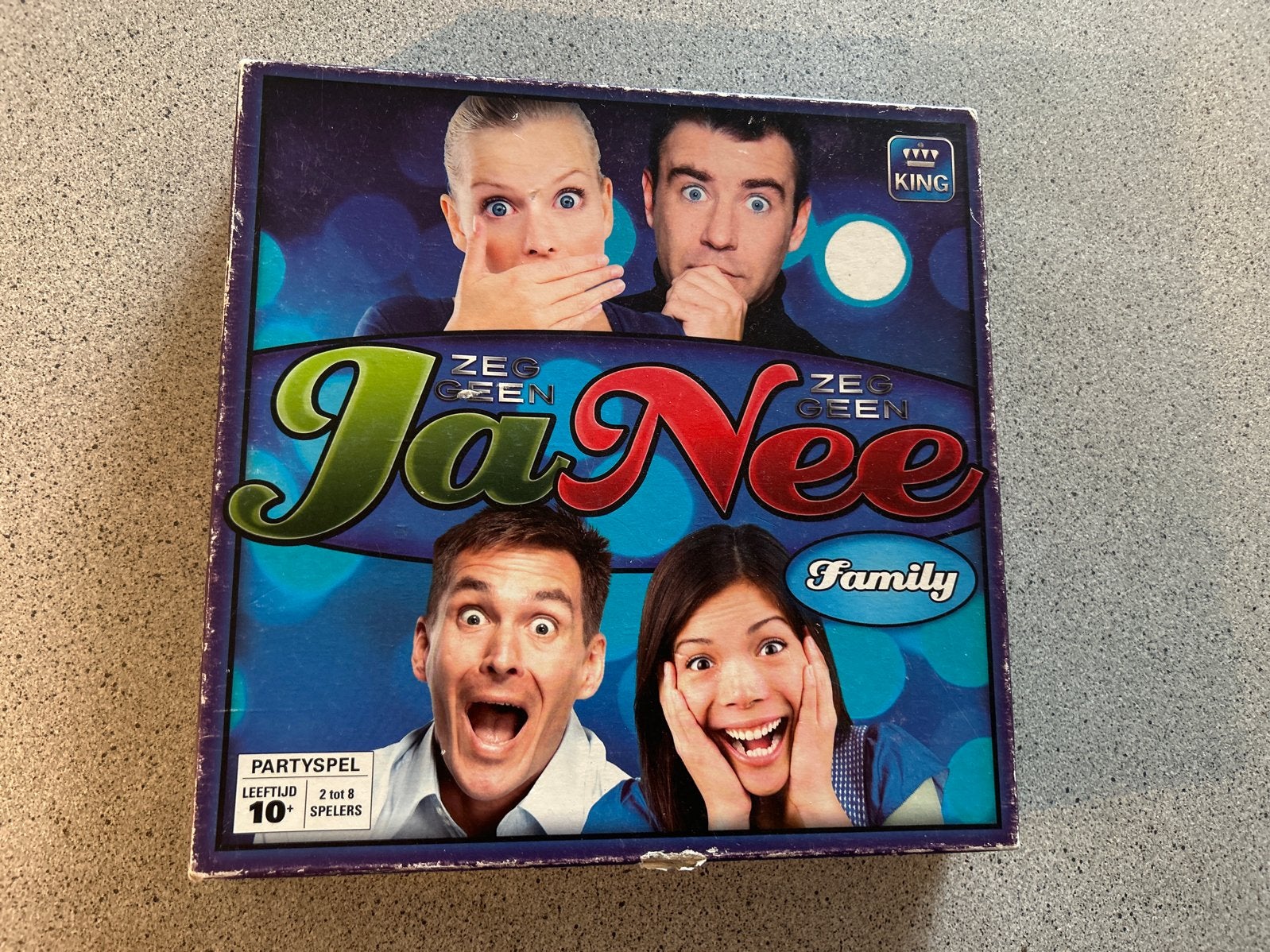 Zeg Nee Tegen Zeg Ja! - Het Hilarische Gezelschapsspel, Drie of vier spelers, Ophalen of Verzenden, Zo goed als nieuw