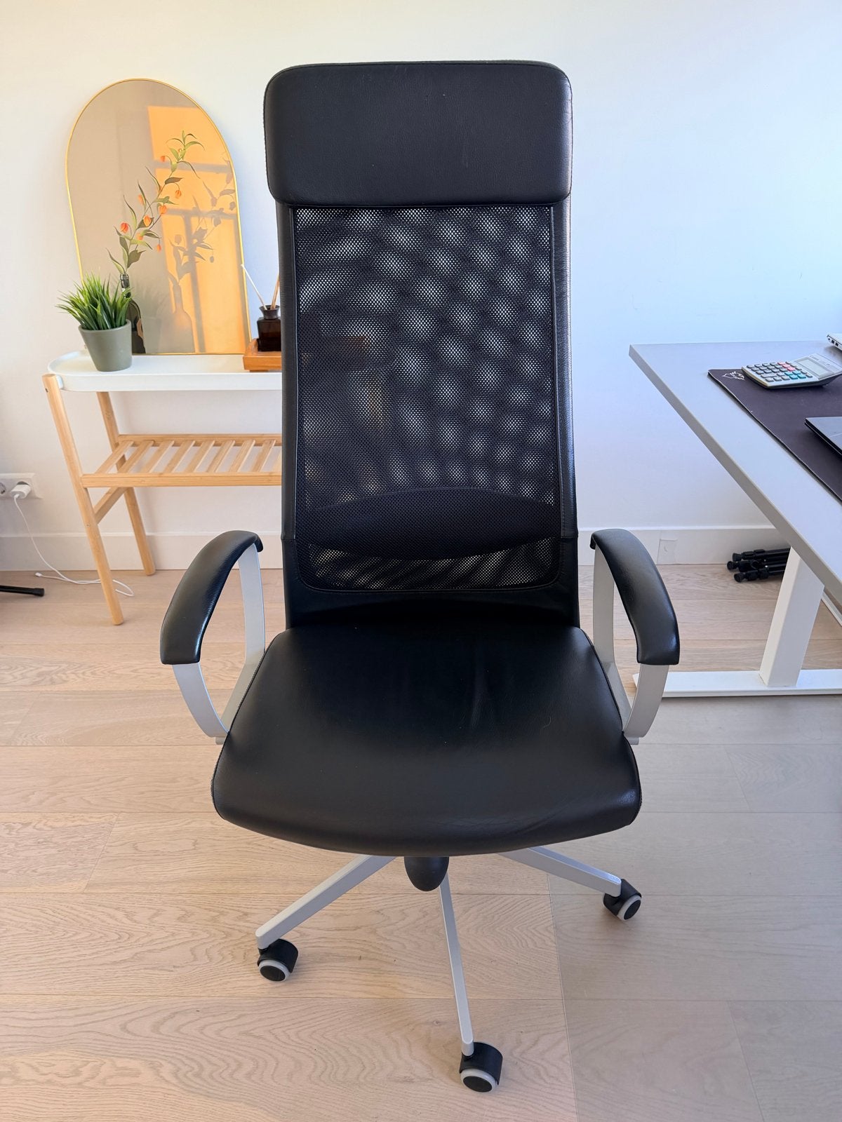 IKEA MARKUS Bureaustoel - Zwart, Ergonomisch, Ophalen, Gebruikt, Zwart, Bureaustoel