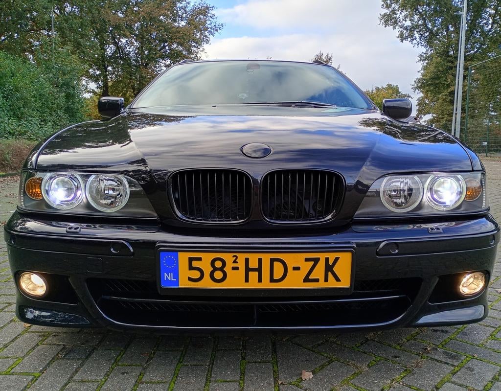 Bmw E39 530i touring, handgeschakeld, eyecatcher., Auto's, BMW, 230 pk, Achterwielaandrijving, 2000 kg, 1650 kg