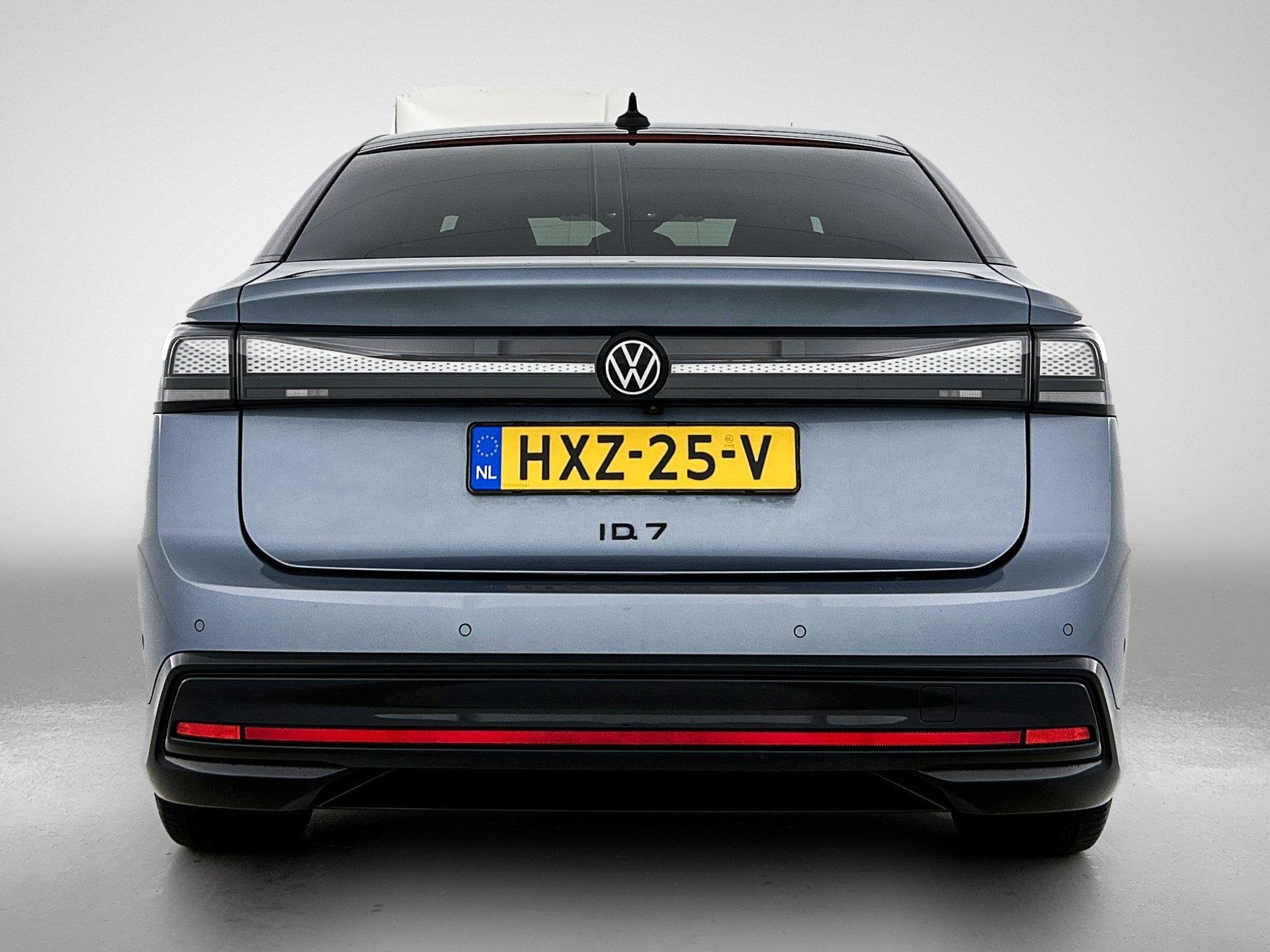 Volkswagen ID.7 Pro Limited Edition 77 kWh | 286 PK | SOH 97, Auto's, Automaat, 12 maanden, Achterwielaandrijving, Gebruikt