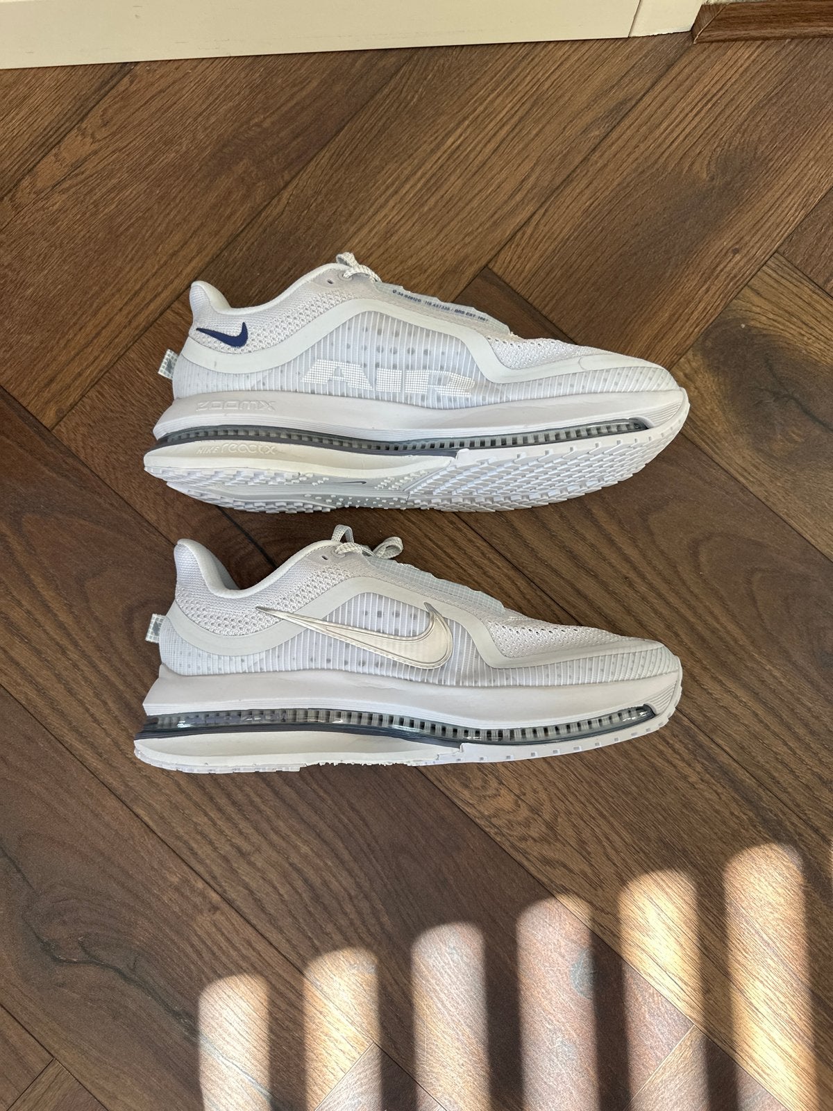 Nike pegasus premium, Ophalen of Verzenden, Nieuw, Wit, Sneakers of Gympen
