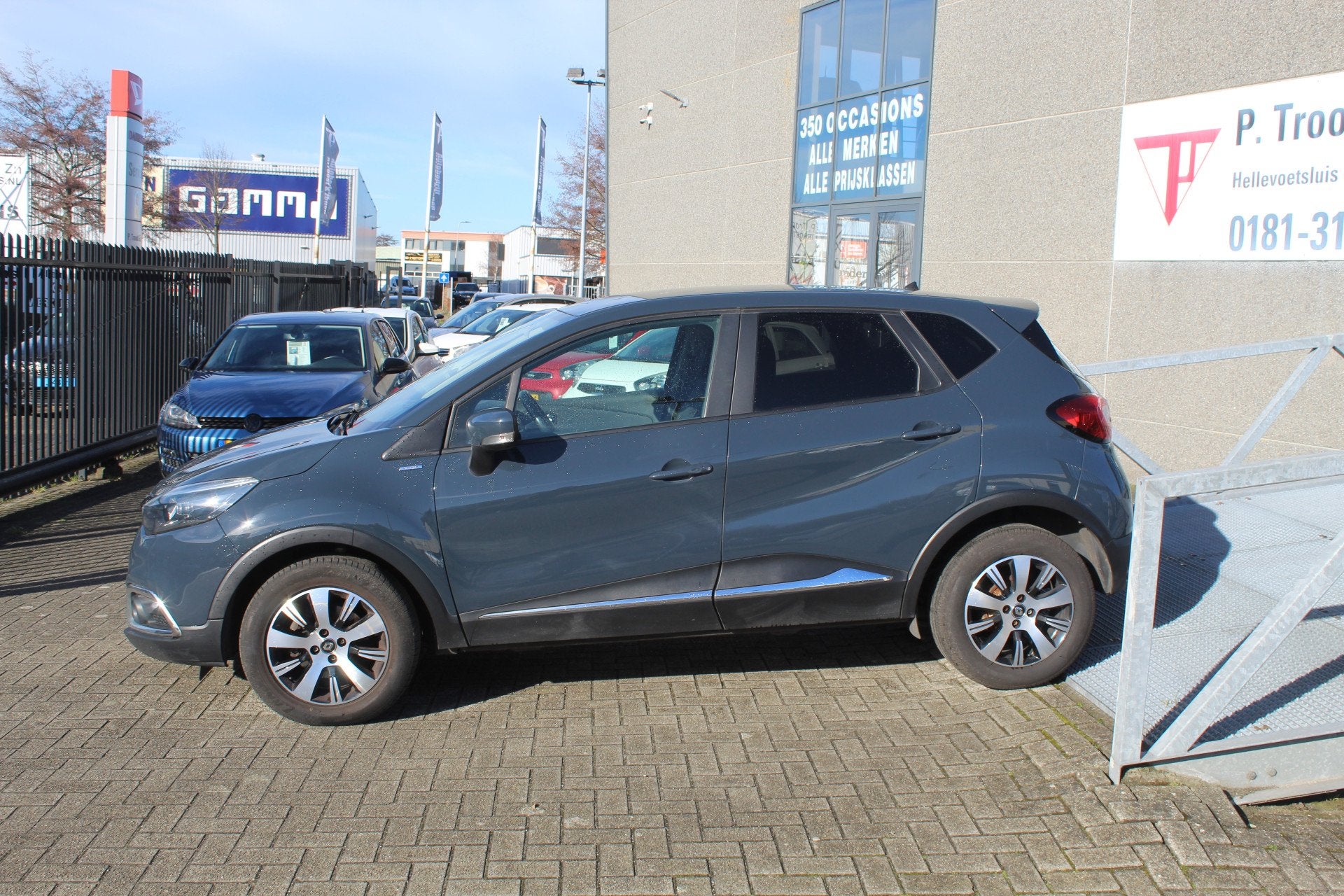 Renault Captur 1.2 TCe Limited AUTOMAAT MEENEEMPRIJS/HANDELS, Euro 6, 4 cilinders, Blauw, Origineel Nederlands