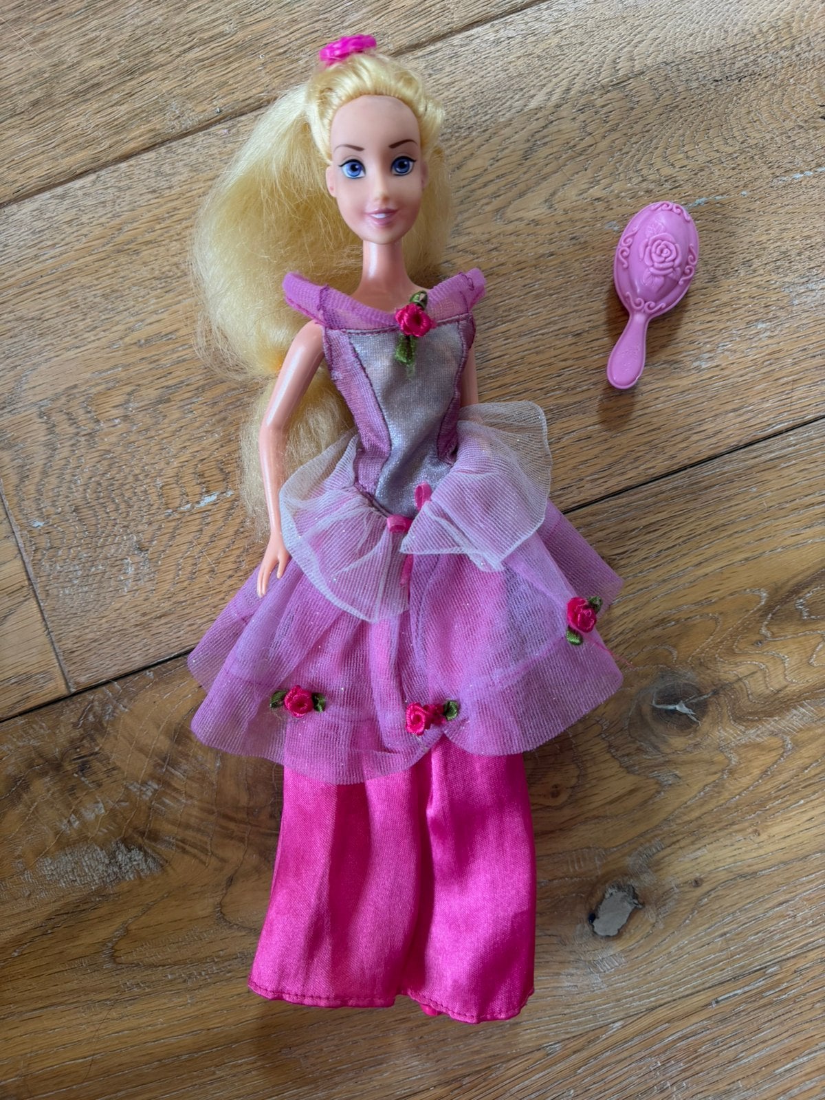 Doornroosje barbie, Ophalen of Verzenden, Zo goed als nieuw, Barbie