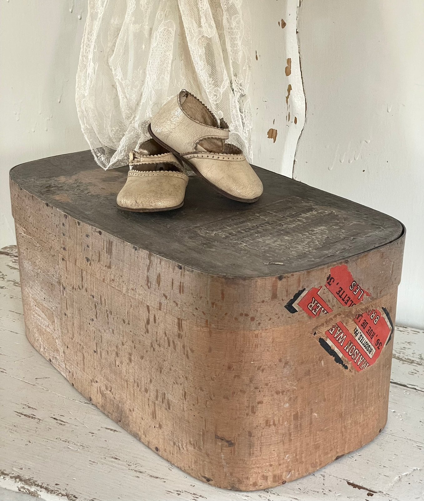 Brocante oude spanen doos met etiketjes, Antiek en Kunst, Ophalen of Verzenden