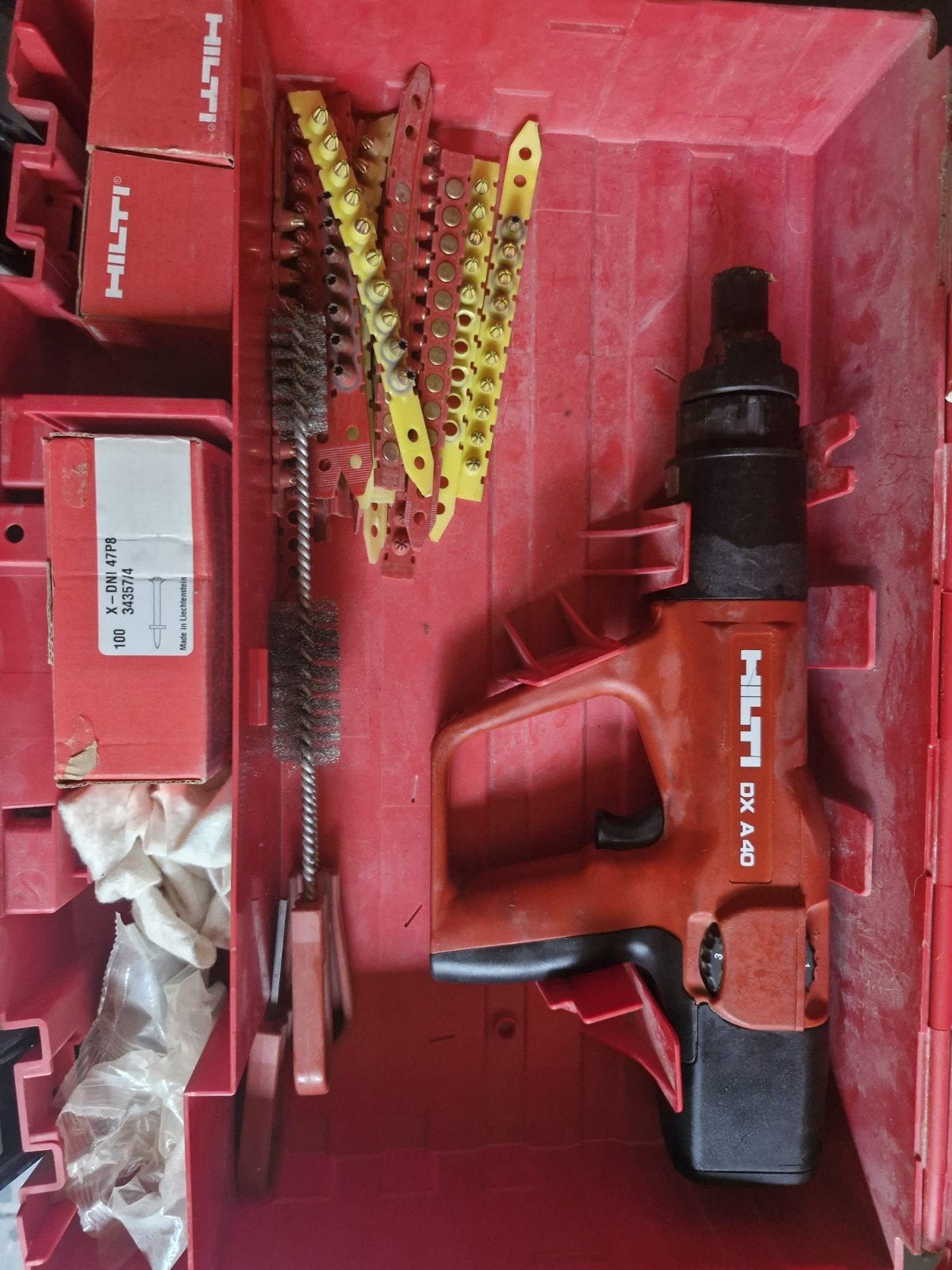 Hilti DX A40 Schiethamer met accessoires, Ophalen of Verzenden, Gebruikt, Overige typen