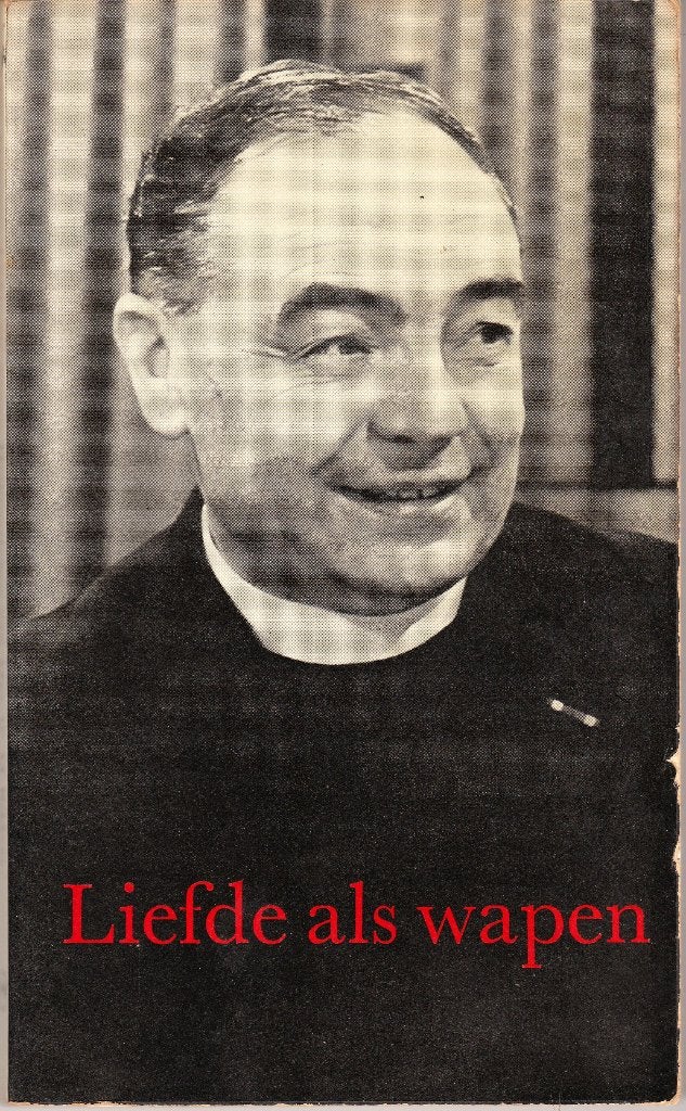 Liefde als wapen, Boeken, Ophalen of Verzenden, Gelezen