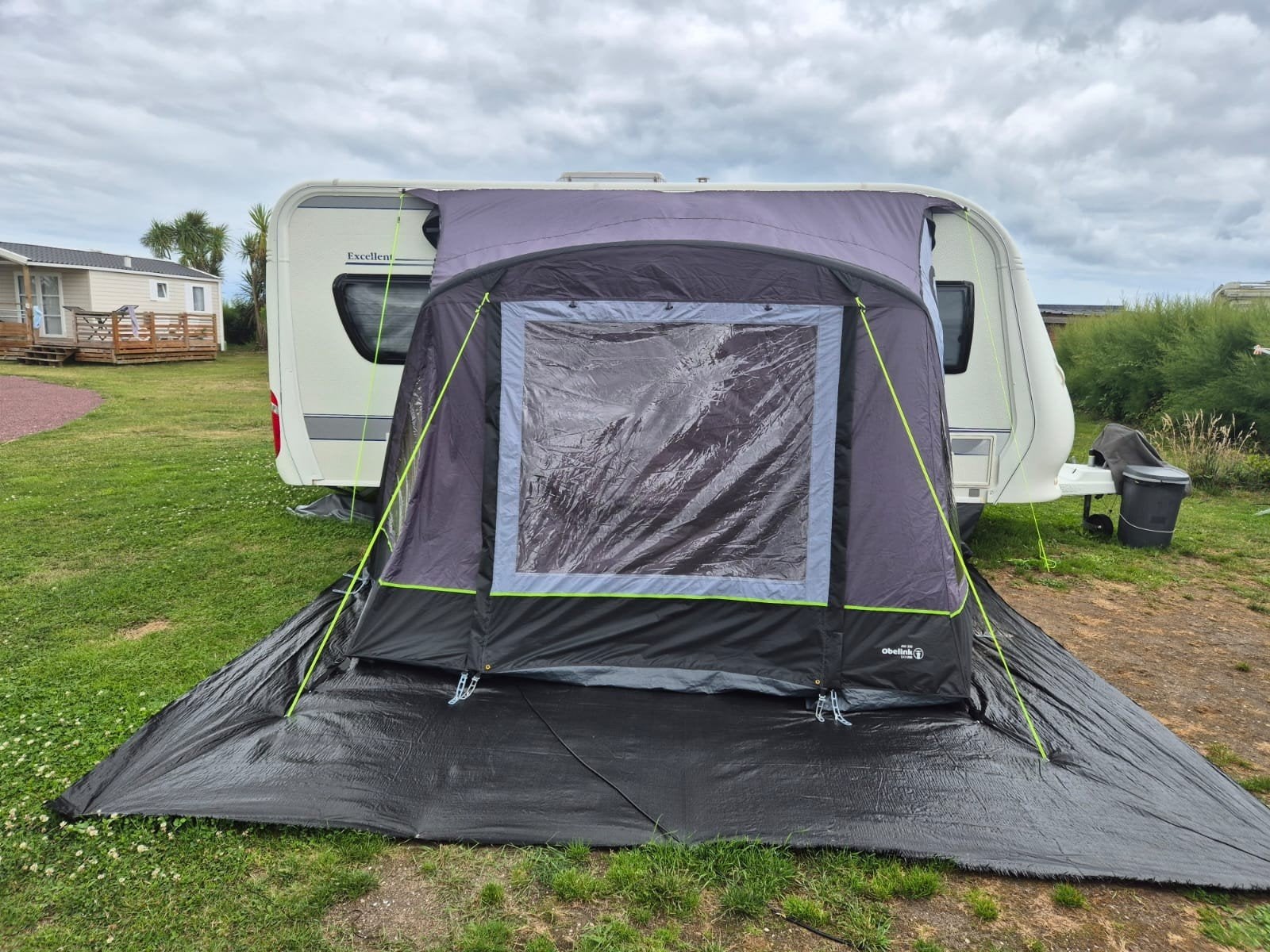Voortent Rio 320 Easy Air Obelink met extra Air tubes, Caravans en Kamperen, Ophalen, Zo goed als nieuw