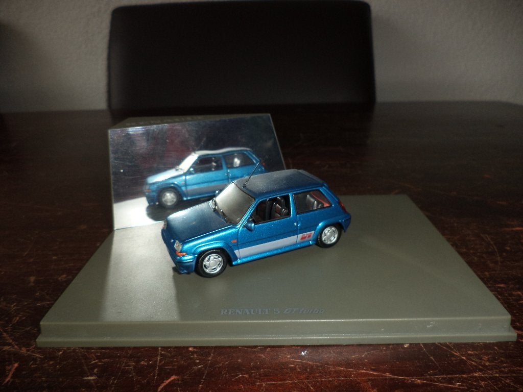 renault 5 gt turbo, Ophalen of Verzenden, Zo goed als nieuw, Auto, Universal Hobbies