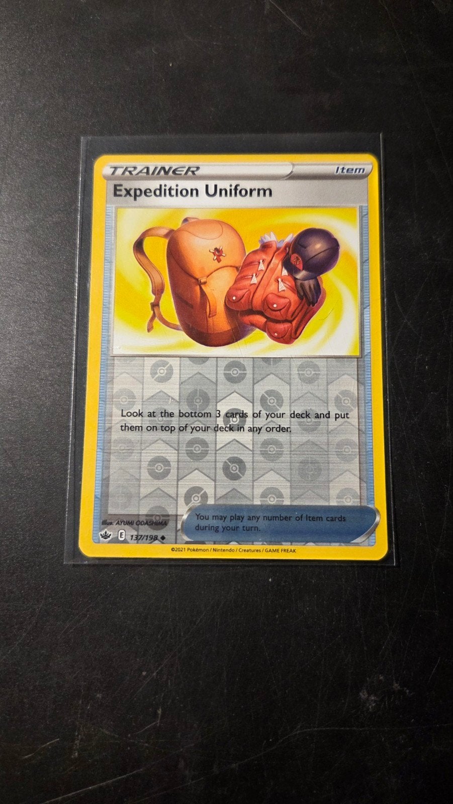 Expedition Uniform 137/198 Reverse Holo Chilling Reign, Verzenden, Zo goed als nieuw, Losse kaart, Foil