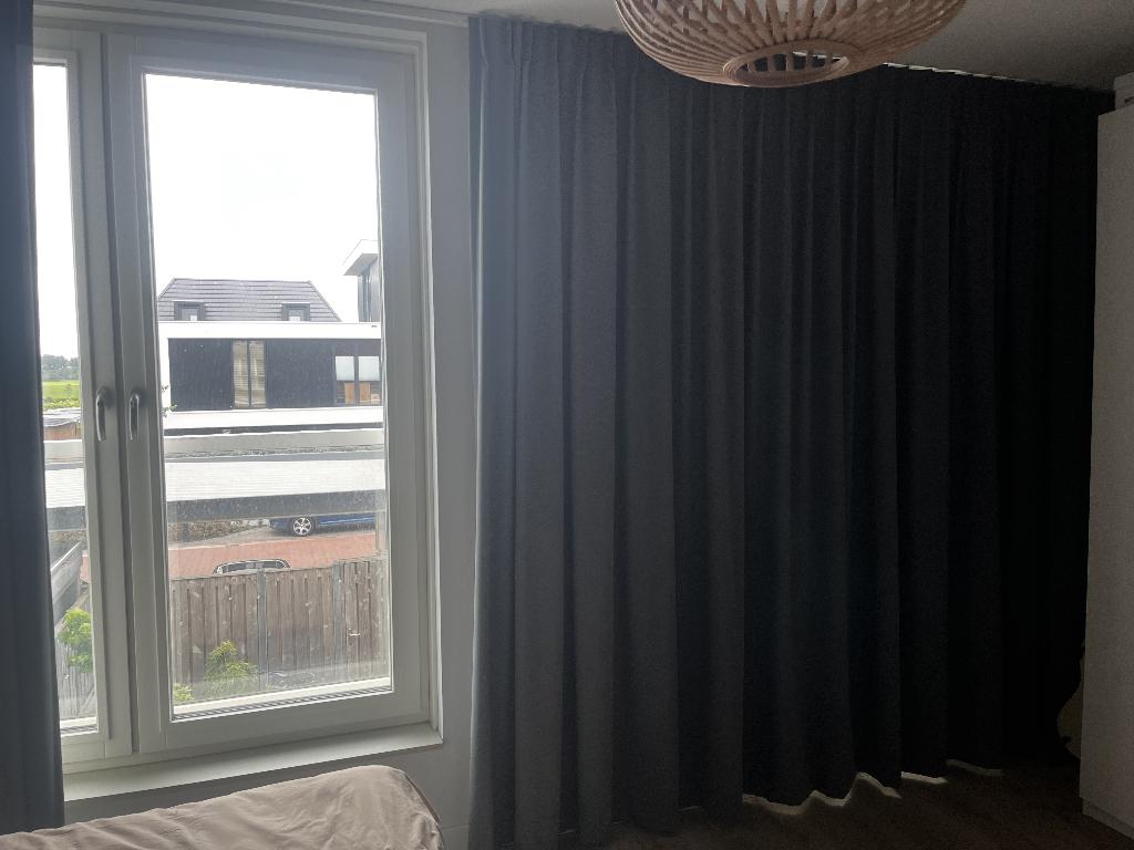 Grijs verduisterende gordijnen voor 2 kamers, Ophalen, 200 cm of meer, Zo goed als nieuw, 200 cm of meer
