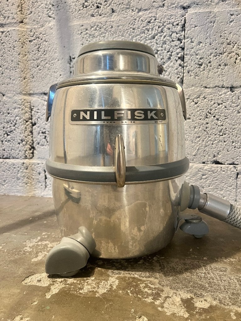 NILFISK GA70 retro stofzuiger (werkend), Overige merken, Gebruikt, Minder dan 1200 watt, Steelstofzuiger
